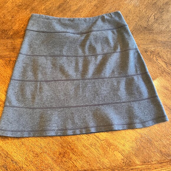 Athleta Strata Ponte Knit Skirt - Picture 2 of 2